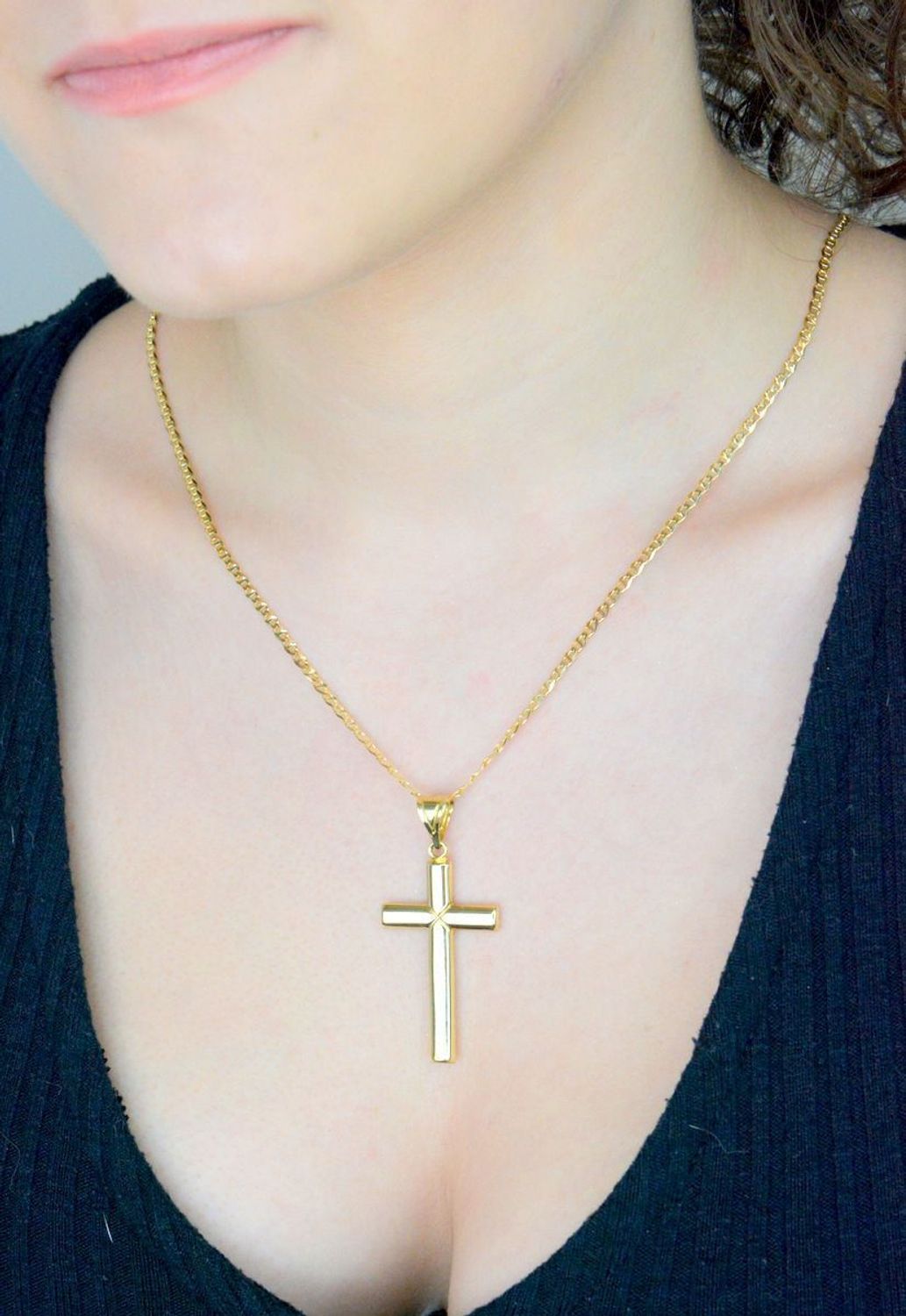 Duża złota zawieszka gładki krzyżyk 585 bez wizerunku ZA 526A 585. Duży złoty krzyżyk zawieszka do łańcuszka. Złota zawieszka krzyżyk. Złoty krzyżyk 585 bez wizerunku. Krzyżyk złoty na prezent.1.jpg